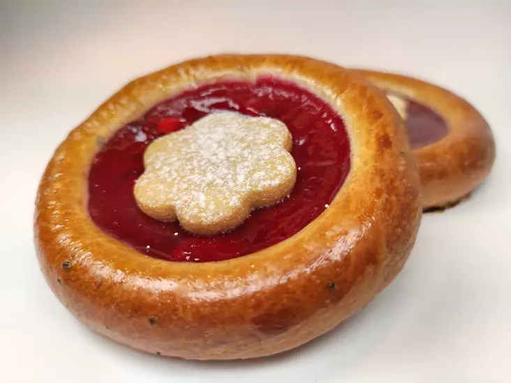 Kirsikkapiirakka pyöreä - MAKEAT PIIRAKAT - 5470 - 2