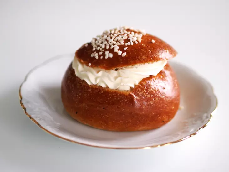 Laskiaispulla, vadelmatäyte L - PULLAT - 5371 - 0