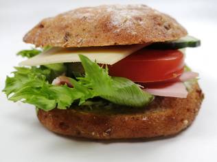 Gluteeniton sämpylä, täytetty L - SUOLAISET PALAT - 64014 - 1